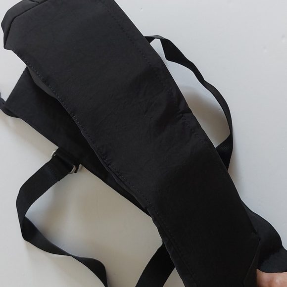 BAGGALLINI Black Hand Washable Tote - Picture 11 of 14